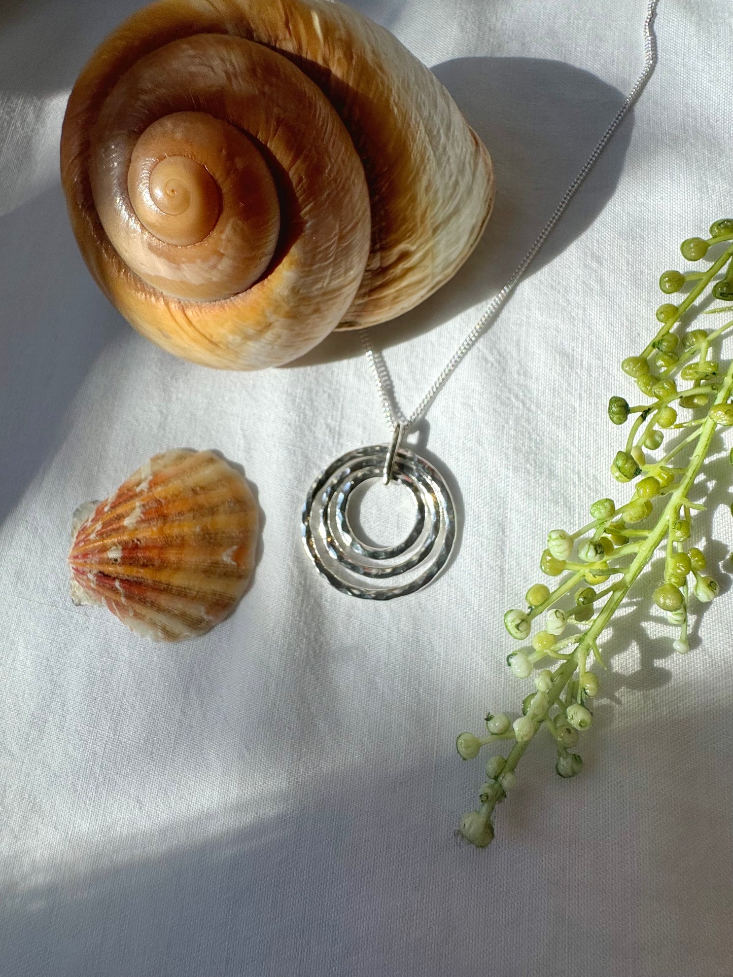 Tripple Loop Necklace